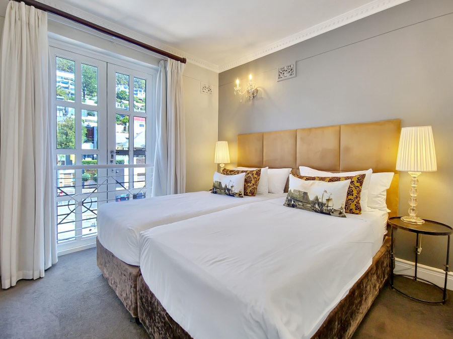 2 Bedroom Property for Sale in Green Point Western Cape